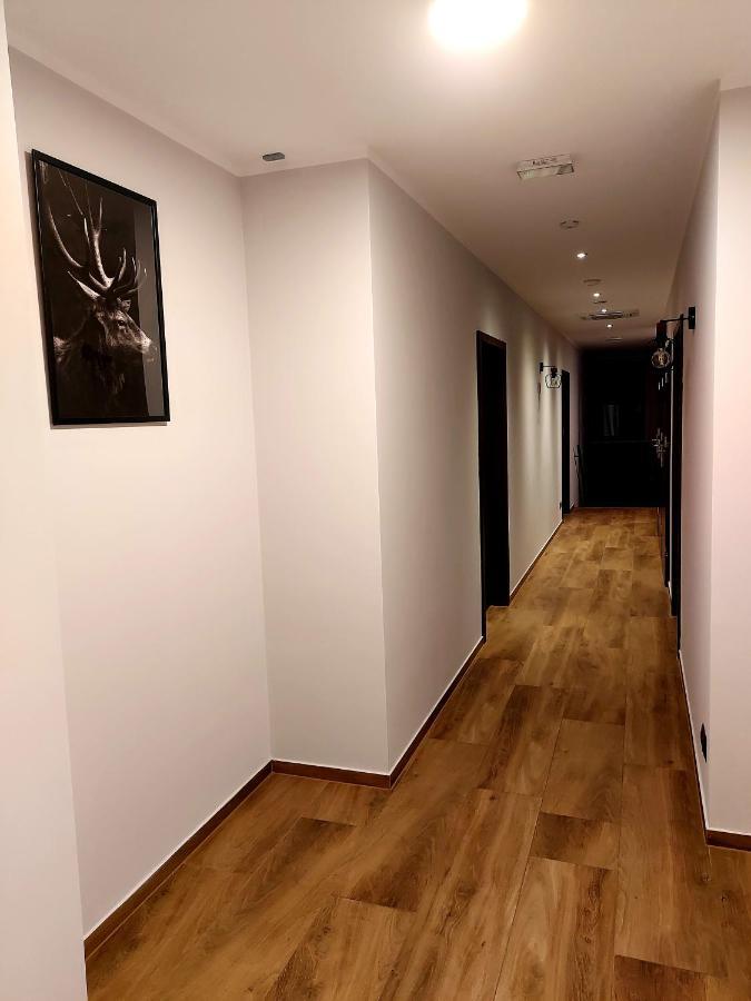 Pensjonat I Restauracja Hubertowka ミリチ エクステリア 写真